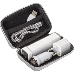 Cestovní sada powerbanky 2200 mAh a zástrček