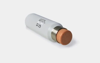 Nerezová bílá termoska s dřevěným uzávěrem 500 ml