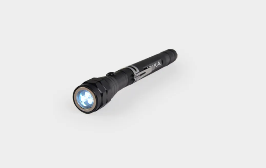 Teleskopická svítilna LED